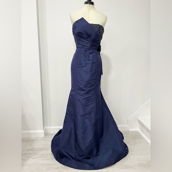 Carolina Herrera Strapless Embellished Silk Faille Gown Navy US:4 Dress - Picture 8 of 14